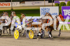 2025_PACEPIX_GP10062025_RACE4_HerPresence_WIN_WEB-9
