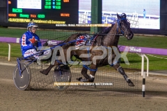 RACE 4 - I Like My Sweets