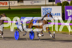 2025_PACEPIX_GP05092025_RACE4_ItsMaaTime_WIN_WEB-11