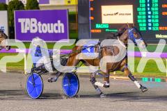 2025_PACEPIX_GP05092025_RACE4_ItsMaaTime_WIN_WEB-12