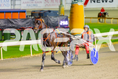 2025_PACEPIX_GP23052025_Race4_LongreachBay_WIN_WEB-14