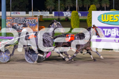 2026_PACEPIX_GP19052026_RACE4_LouLamour_WIN_WEB-9