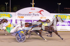RACE 4 - Luke Attack