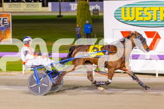 2025_Pacepix_GP30092025_RACE4_LukesMistake_WIN_WEB-6