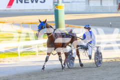 2025_PACEPIX_GP16122025_RACE4_MikiWindermere_WIN_WEB-14
