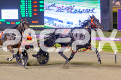 2025_PACEPIX_GP09052025_RACE4_PennyBlack_WIN_WEB-15