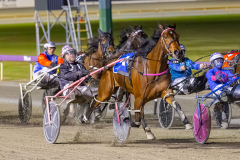 2025_PACEPIX_GP03102025_RACE4_RockArtist_WIN_WEB-3