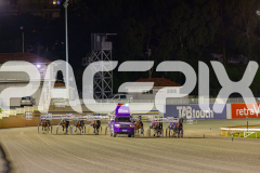 2025_PACEPIX_GP29082025_RACE4_Rockandrollartist_WIN_WEB-1
