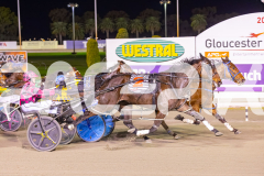 2025_PACEPIX_GP29082025_RACE4_Rockandrollartist_WIN_WEB-10