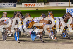 2025_PACEPIX_GP29082025_RACE4_Rockandrollartist_WIN_WEB-7