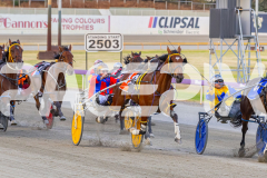 2025_PACEPIX_GP12122025_RACE4_RollingFire_WIN_WEB-15