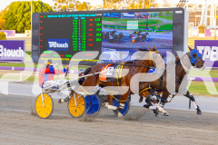 2025_PACEPIX_GP12122025_RACE4_RollingFire_WIN_WEB-18