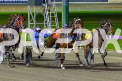 2026_PACEPIX_GP02062026_RACE4_Salsawithsierra_WIN_WEB-11
