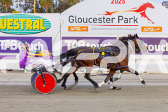 2025_PACEPIX_GP28102025_Race4_Siangdi_WIN_WEB-10