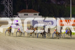 2025_PACEPIX_GP09092025_Race4_SimplyTheBest_WIN_WEB-1