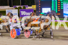 2025_PACEPIX_GP09092025_Race4_SimplyTheBest_WIN_WEB-3