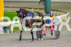 RACE 4 - Ultimate Miki