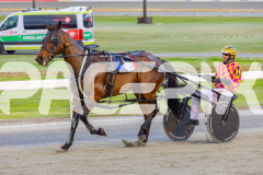 2025_PACEPIX_GP14102025_Race4_Unlucky_WIN_WEB-11