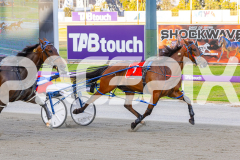 2025_PACEPIX_GP18112025_RACE4_Yawoma_WIN_WEB-12
