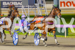 2025_PACEPIX_GP06062025_RACE5_Aardiebytheseaside_WIN_WEB-8