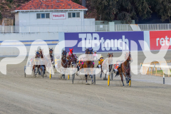 2025_PACEPIX_GP18112025_RACE5_Arum_WIN_WEB-2