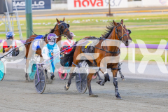 2026_PACEPIX_GP24022026_RACE5_Blitzar_WIN_WEB-9