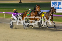 Chefs-Kiss_21-10-2025_WIN_Gloucester-Park_5__07