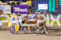 2025_PACEPIX_GP19092025_Race5_Fakenit_WIN_WEB-9