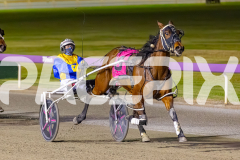 2025_PACEPIX_GP03102025_RACE5_Fakenit_WIN_WEB-11