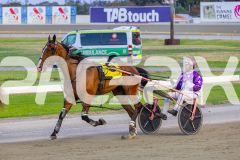 2026_PACEPIX_GP02012026_RACE5_FatLouie_WIN_WEB-13