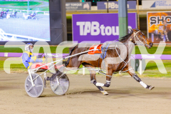 2025_PACEPIX_GP27052025_RACE5_HerPresence_WIN_WEB-12