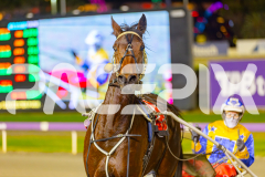 2025_PACEPIX_GP27052025_RACE5_HerPresence_WIN_WEB-18