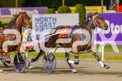 2025_PACEPIX_GP27052025_RACE5_HerPresence_WIN_WEB-5