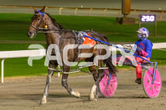 Mad-Monday_01-05-2026_WIN_Gloucester-Park_5__02