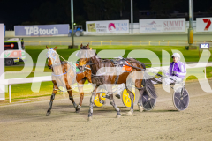 RACE 5 - Major Jay & Onesmartfella