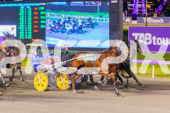 2025_PACEPIX_GP01082025_RACE5_MajorJay_Onesmartfella_WIN_WEB-9