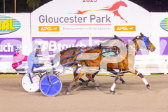2025_PACEPIX_GP09092025_Race5_MikiWindermere_WIN_WEB-8