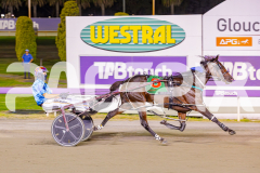2025_PACEPIX_GP22042025_Race5_OurRichCargo_WIN_WEB-17