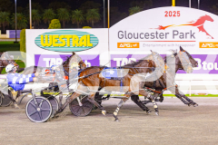 2025_PACEPIX_GP20062025_Race5_PennyBlack_WIN_WEB-8