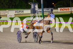 2025_PACEPIX_GP19082025_RACE5_VintageBlu_WIN_WEB-8
