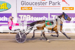 2025_PACEPIX_GP14102025_Race5_WatchMeWave_WIN_WEB-7