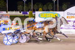 2025_PACEPIX_GP07112025_RACE5_Waverider_WIN_WEB-10
