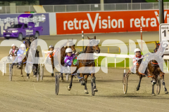2025_PACEPIX_GP01072025_Race6_Bartlett_WIN_WEB-2