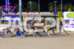 2026_PACEPIX_GP21042026_RACE6_BeaudieneHunter_WIN_WEB-10