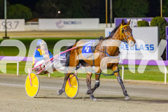 2025_PACEPIX_GP07102025_RACE6_CherryOnTheCake_WIN_WEB-17