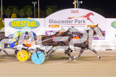 2025_PACEPIX_GP21112025_RACE6_Era_WIN_WEB-9