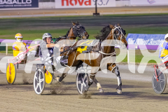 2025_PACEPIX_GP18112025_RACE6_Heartofahlia_WIN_WEB-3