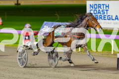 RACE 6 - Hotly Pursued