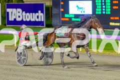 2026_PACEPIX_GP17072026_RACE6_HotlyPursured_WIN_WEB-5