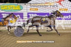 2026_PACEPIX_GP13102026_RACE6_LucyVictoria_WIN_WEB-8